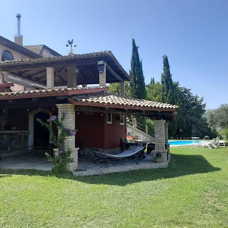 Casalustro Villa Citta Sant'Angelo Exteriör bild